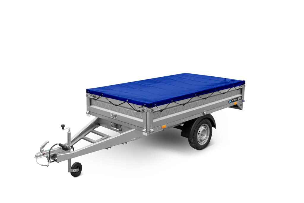 Light, single-axle flatbed trailer with a low tarpaulin