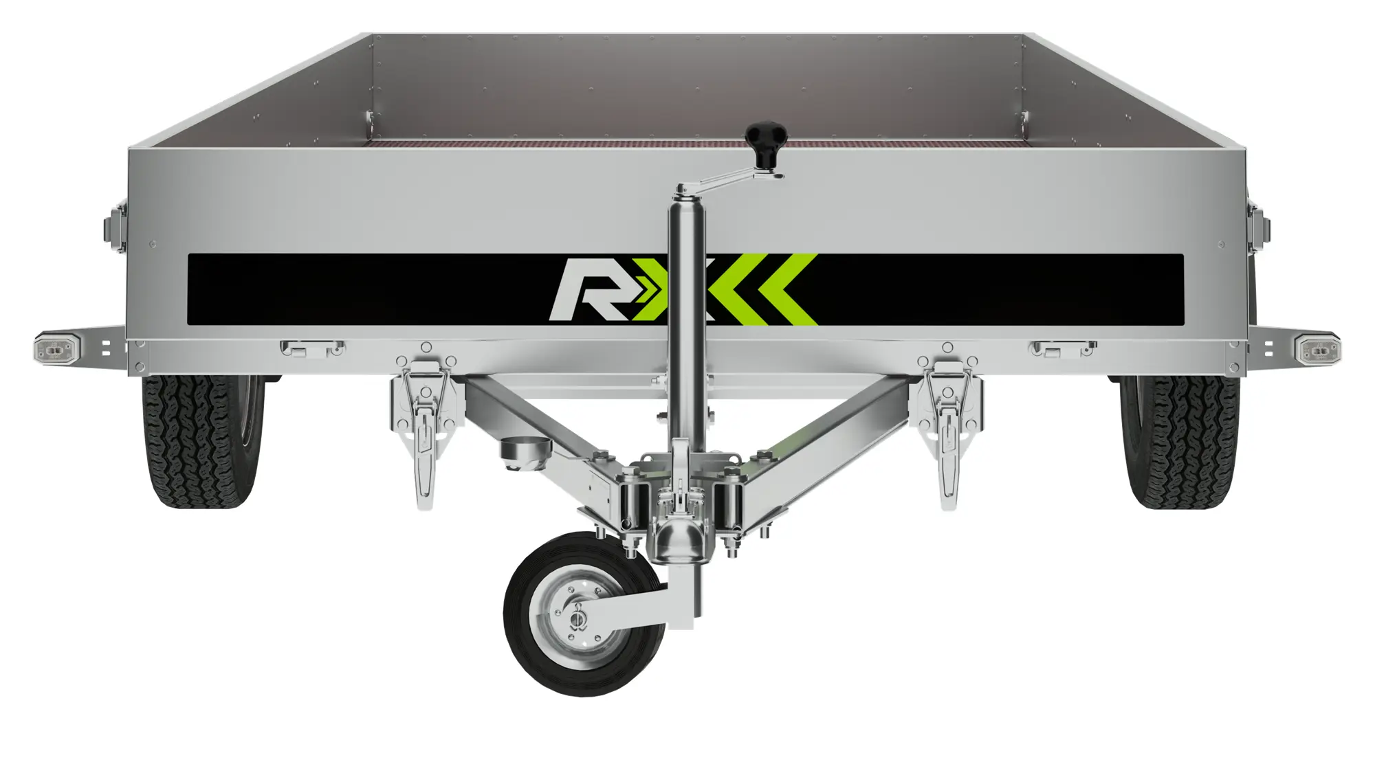 Vista frontal del RX375o Sideboard Trailer plateado con dos grandes neumáticos negros, una rueda delantera giratoria, asa y panel negro con la letra "R" estilizada con flechas verdes en el centro. Diseñado para el transporte de quads. Vista frontal del RX375o Sideboard Trailer plateado con dos grandes neumáticos negros, una rueda delantera giratoria, asa y panel negro con la letra "R" estilizada con flechas verdes en el centro. Diseñado para el transporte de quads.